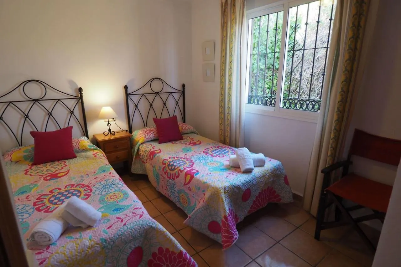 Nerja Paradise Rentals - Villa Los Girasoles